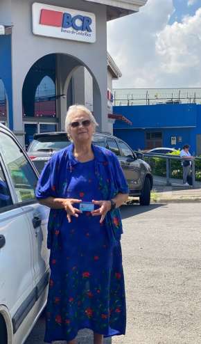 1 CRIE REVIEW QR CODE THUMBS UP