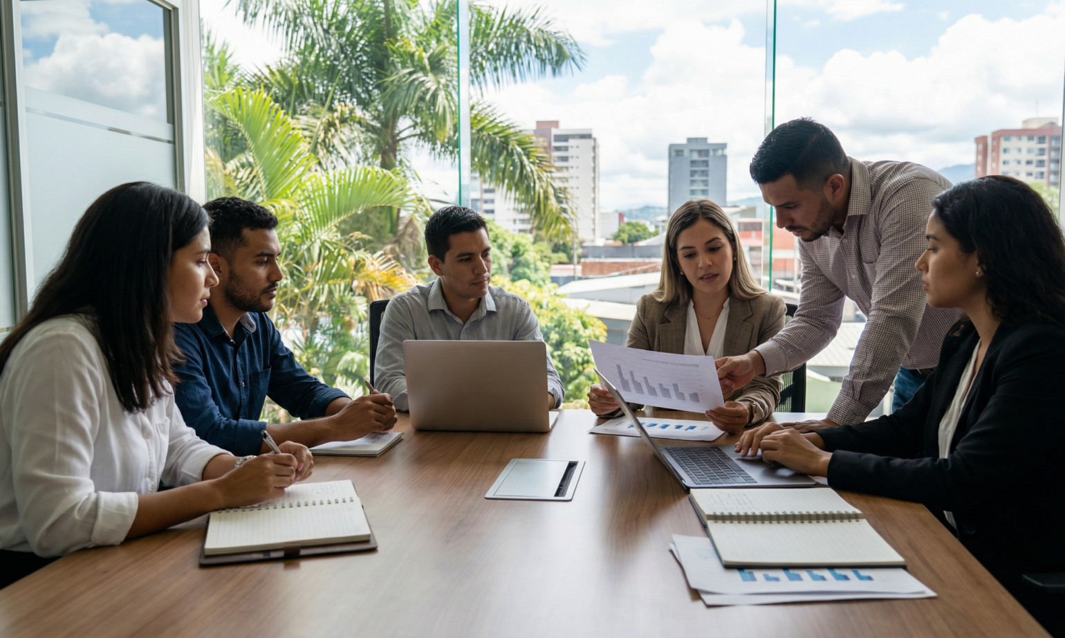 Legally Hiring Workers in Costa Rica: A 2026 Guide